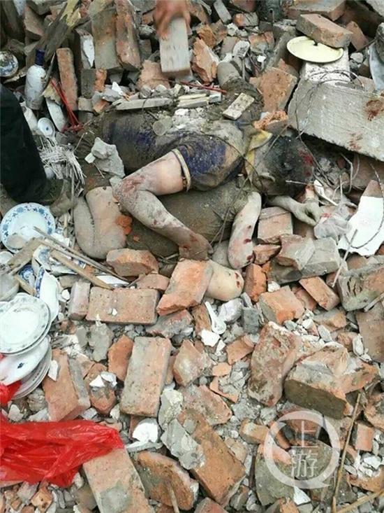 Những bức ảnh gia đình khiến hàng triệu người bật khóc - Ảnh 1.