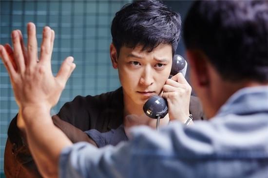 Dan dien vien xu Han xuat than trong gia dinh quyen the hinh anh 13