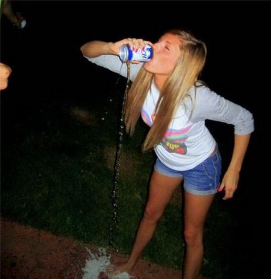 Ối giời, ai lại chơi trò ăn gian như thế này chứ.