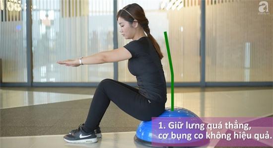 bài tập gập bụng với bóng Bosu