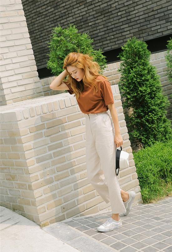 15 set đồ siêu ưng mắt đảm bảo sẽ khiến bạn muốn diện sneaker bất chấp nắng nóng - Ảnh 15.