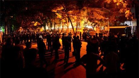 is dang bat giu 40 con tin tai nha hang o bangladesh hinh anh 1