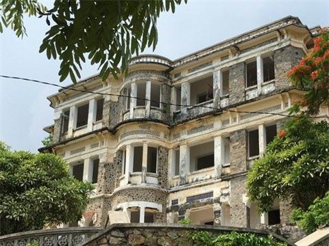 con ma nhà họ Hứa, lâu đài chú Hỏa, Hứa Bổn Hòa, tỉnh Bà Rịa Vũng Tàu, tin đồn, bỏ hoang