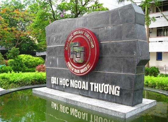 Vụ 3 nữ sinh Ngoại Thương bị lũ cuốn: Tất cả sinh viên trong trường nghe tin đều sốc - Ảnh 3.