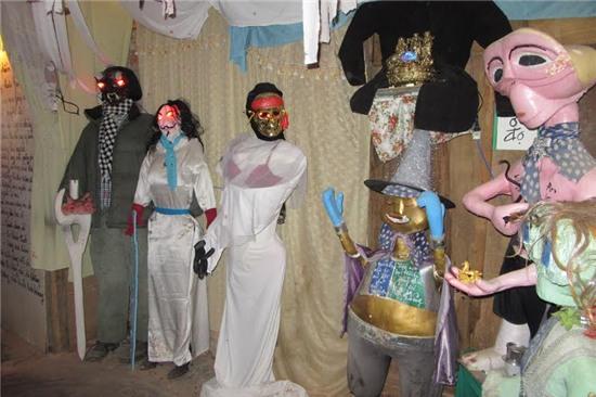 ky quai ngoi nha co 40 “thay ma” o da lat hinh anh 2