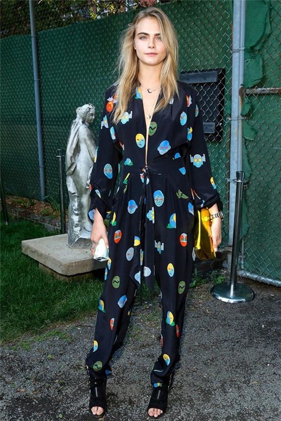 Xu huong dien do ngu duoc sao Hollywood lang xe hinh anh 9