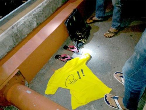 tien giang: be gai nhay cau tu sat vi khong muon cha me kho hinh anh 1