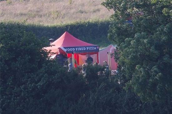 Hình ảnh bên trong lễ hội tình dục ăn chơi trác táng lớn nhất châu Âu - Ảnh 13.