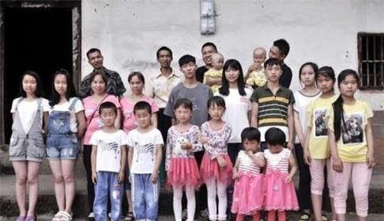 ngoi-lang-co-39-cap-song-sinh