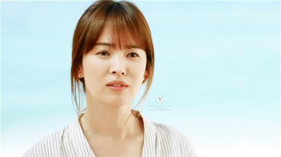 Song Hye Kyo vẫn trở lại mạnh mẽ sau scandal.