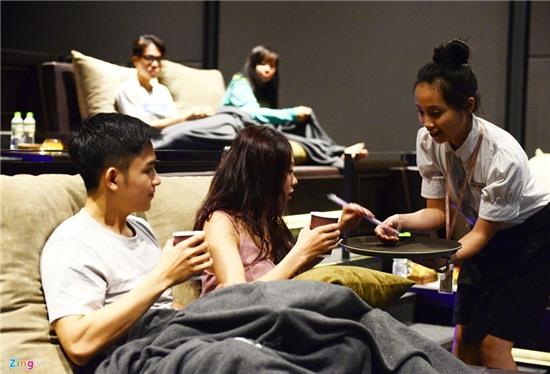 Can canh rap chieu phim giuong nam dau tien tai Viet Nam hinh anh 4