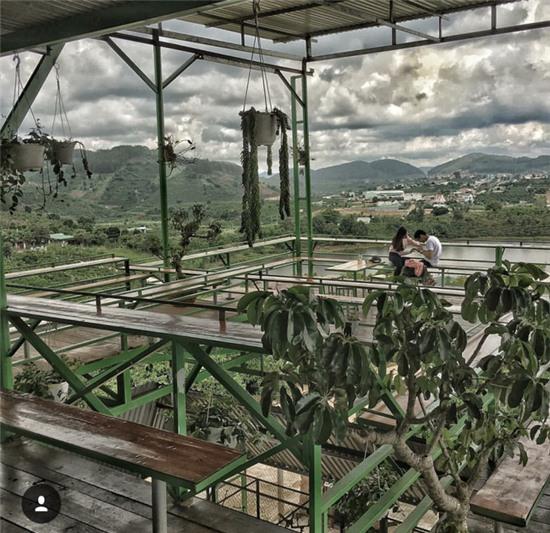 Lên Đà Lạt mà không check in sống ảo tại 5 quán cafe này thì thật thiếu sót! - Ảnh 31.