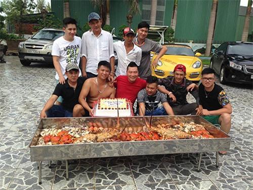 chu lau hai san 50 trieu o ca mau: khong “len y tuong” tu lau 2 trieu ha noi - 3