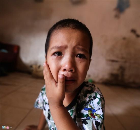 Cuoc doi cuc nhoc cua ba me sinh 14 dua con hinh anh 4