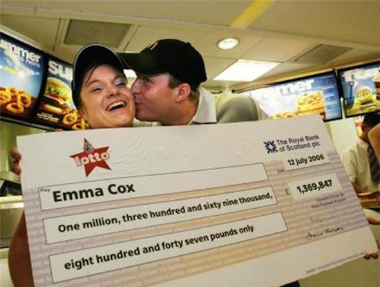 Của thiên trả địa - Số phận thê thảm của 15 người trúng số độc đắc - Ảnh 14.