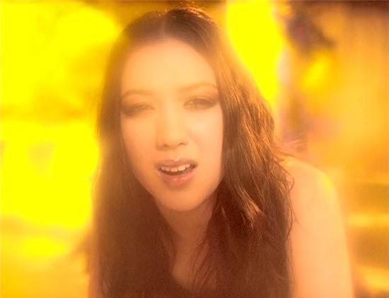 Khi cac nghe si the gioi dung am nhac de tra thu hinh anh 4