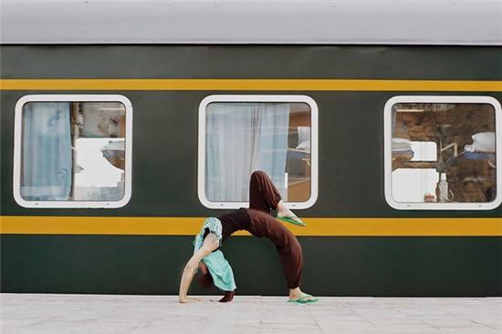 Tập Yoga tại tất cả mọi nơi mình đi qua - cô gái người Việt này đang truyền cảm hứng cho rất nhiều người! - Ảnh 8.