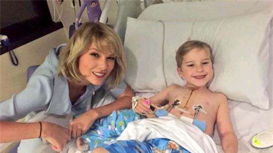 nụ cười của bệnh nhi