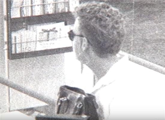 Chiec rang khon lan ra ke dot xac nu nguoi mau nghiep du hinh anh 3