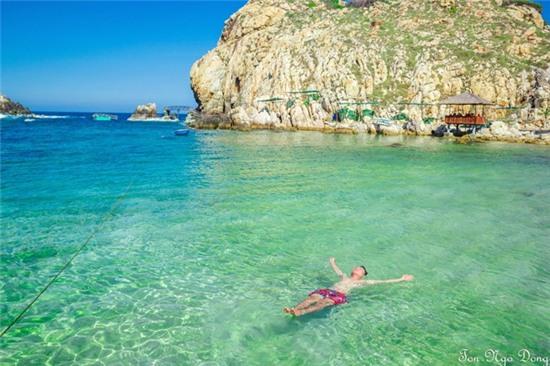 Bai tam doi duy nhat Viet Nam o dao Yen hinh anh 3