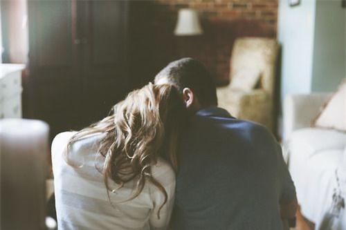 cô gái bị lừa uống thuốc phá thai