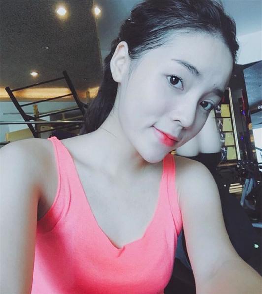 Các người đẹp Việt sẽ thế nào khi không kẻ eyeliner