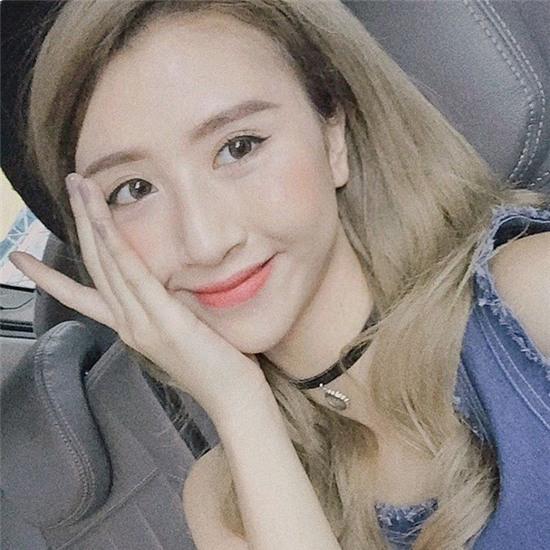 Quên son đỏ, son nude đi, son hồng san hô mới là màu son được con gái châu Á mê nhất hè này - Ảnh 8.