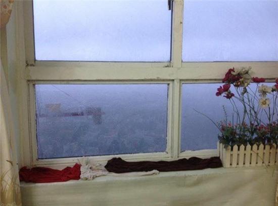 Bão số , thủ đô Hà Nội, Mưa lớn, mẹ bế con cả đêm, nước tràn vào nhà