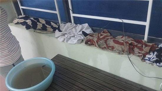 Bão số , thủ đô Hà Nội, Mưa lớn, mẹ bế con cả đêm, nước tràn vào nhà