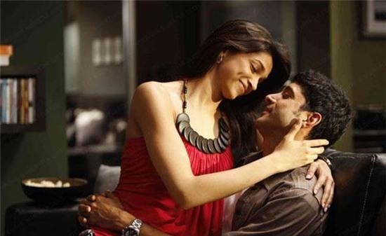 1001 nỗi khổ tâm của những anh chàng sở hữu cô người yêu xinh đẹp