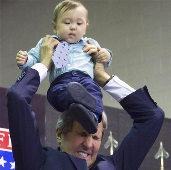 Khoanh khac hai huoc cua cac lanh dao the gioi hinh anh 5