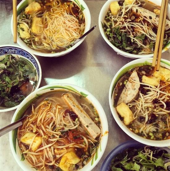 Có đi khắp nơi ăn bún ốc, rồi cũng chẳng bằng 6 quán siêu ngon ở Hà Nội này - Ảnh 12.