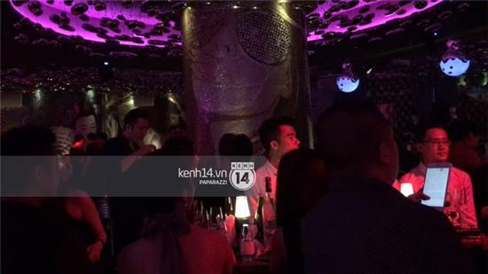 Hot clip: Yanbi mắng chửi vì Andrea say rượu đến nôn mửa trên đường phố - Ảnh 3.