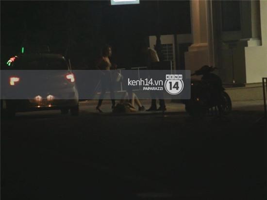 Hot clip: Yanbi mắng chửi vì Andrea say rượu đến nôn mửa trên đường phố - Ảnh 11.