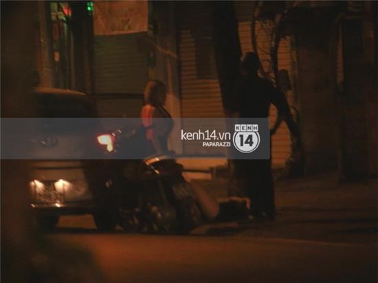 Hot clip: Yanbi mắng chửi vì Andrea say rượu đến nôn mửa trên đường phố - Ảnh 8.