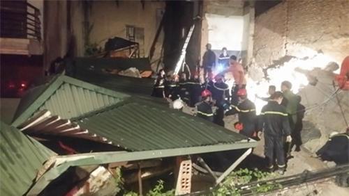 Sập nhà 4 tầng, sập nhà ở hà nội, sập nhà