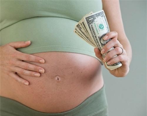 móc nối, đẻ thuê, bà trùm, sữa bầu, khách hàng, Việt Kiều