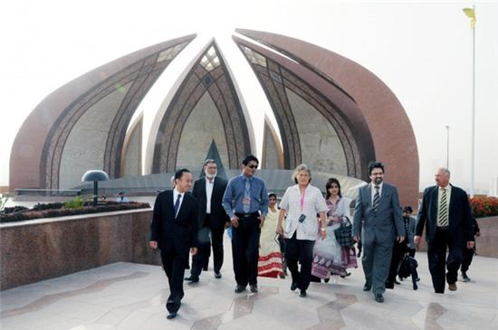 Chân dung nàng Công chúa Thái Lan được hàng triệu người yêu mến - Ảnh 13.