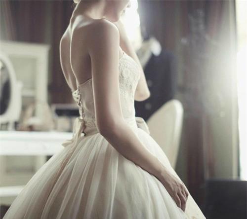 tam-su-phu-nu-hon-nhau-o-tam-chong-gay-sot