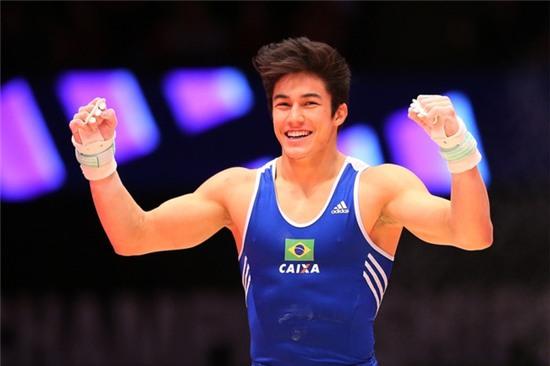 Đây chính là chàng VĐV sở hữu nụ cười như muốn đốt cháy cả sàn đấu ở Olympic 2016! - Ảnh 2.
