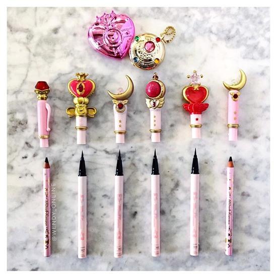 Cô nàng gốc Việt với BST hàng trăm món mỹ phẩm và Instagram toàn ảnh flat lay siêu đẹp - Ảnh 6.