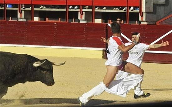 khoanh-khac-tham-hoa