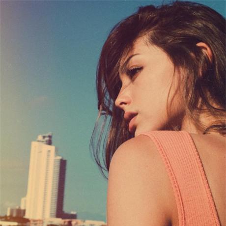 nguoi mau vo danh gay me trieu fan bang clip bikini hinh anh 12