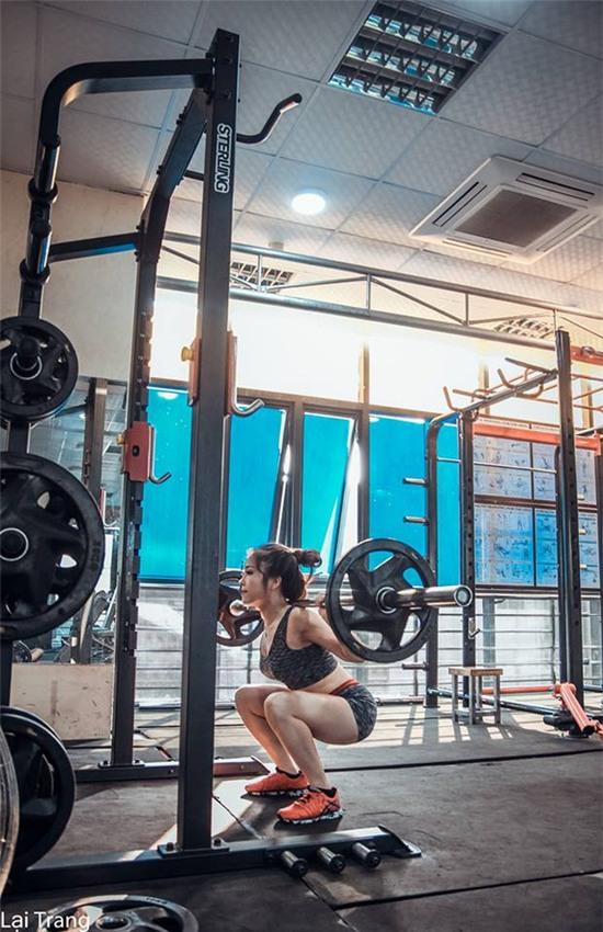 Bị chê béo ú, cổ rụt như