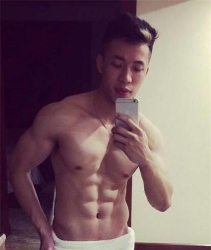 Chang trai nang 90 kg van so huu than hinh 6 mui hinh anh 2