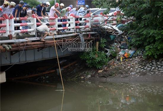 bão số 3, câu cá, sông Tô Lịch