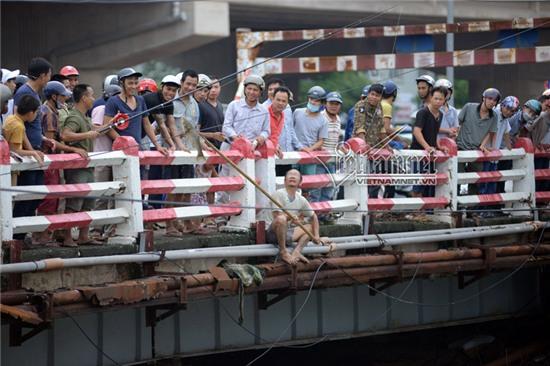 bão số 3, câu cá, sông Tô Lịch