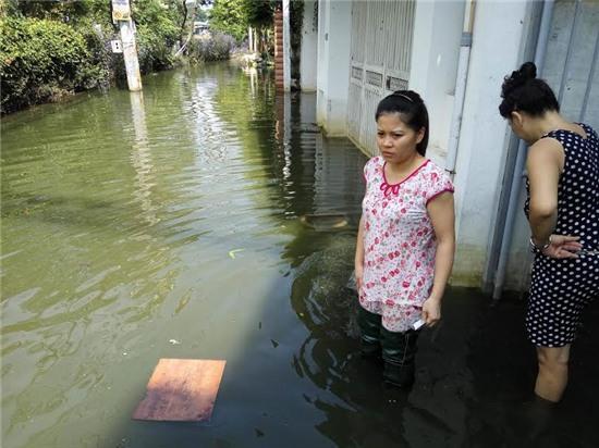 nước ngập, phường tứ liên, hà nội
