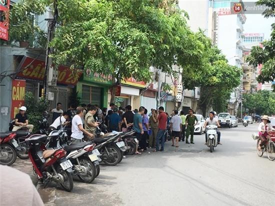 Hà Nội: Tân sinh viên ĐH Bách khoa viên tử vong trong phòng ngủ với 3 vết đâm trên ngực - Ảnh 2.