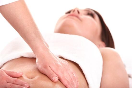 massage giảm mỡ bụng
